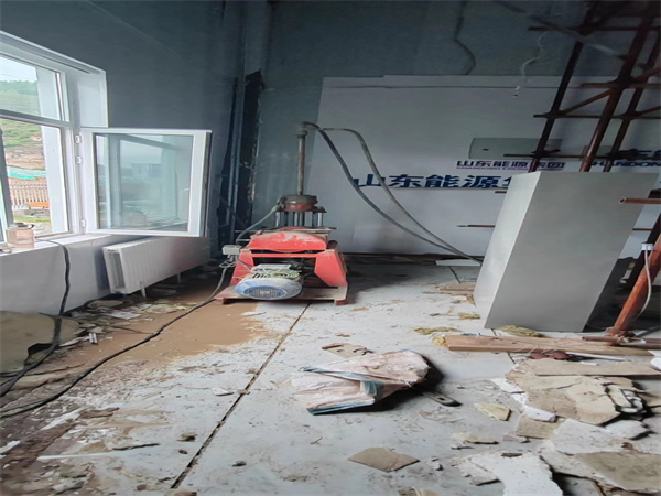 阎良地基基础下沉墙体裂缝加固注浆顶升施工